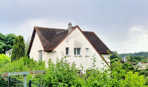 Tonnerre in Bourgondië, een charmant stadje van kunst en geschiedenis, doorkruist door het Bourgondische kanaal en badend in de cultuur van Tonnerrois en Chablis-wijnen, in de buurt. Op slechts 2u15 van Parijs en 1u20 van Dijon over de weg of met de ...