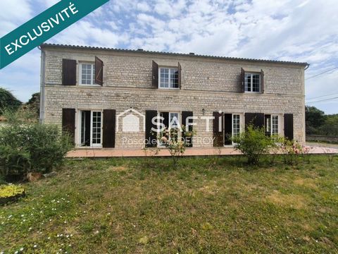 Maison familiale avec beaux volumes et hangar de plus de 160 m² – Chérac, entre Cognac et Chaniers