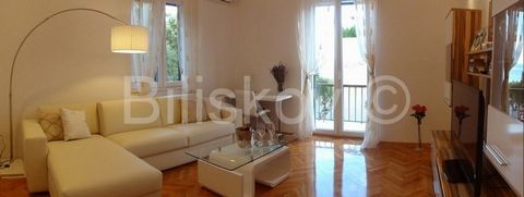 Split, Zenta Luxuriously decorated two bedroom apartment with a total area of 92m2. The apartment is located on the second floor of a stone villa. It consists of a kitchen with dining area, living room, two bedrooms, two bathrooms (one with bath, the...