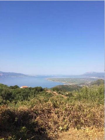 Phocis, Efpalio, Klima village. For sale a plot of land, buildable, within the settlement with an area of ​​635.47 sqm, building permit 400sqm. There is a legally ground floor old stone house pre-existing of ’55 with an area of ​​59.48 sqm within the...