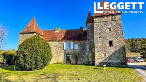 A15671 - Documented history to the 15th century, this is a very rare diamond of Perigord full of original features and character. The private residence is in the main house and the outbuildings have been converted in to gites, chambre d'hotes and res...