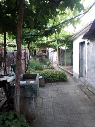 Price: €22.500,00 District: Gabrovo Category: House Area: 110 sq.m. Plot Size: 500 sq.m. Bedrooms: 3 Bathrooms: 1 Location: Countryside A house for sale in a village (at the foot of the hill) located in Sevlievo municipality, Gabrovo district, only 1...