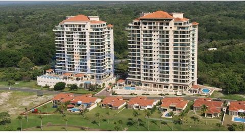 Nowa cena sprzedaży luksusowego i przestronnie urządzonego apartamentu z widokiem na morze, położonego na 9 z 15 pięter w sumie Wieży 1 ekskluzywnej inwestycji Las Olas Residences (zaprojektowanej przez architekta Miguela Lopeza Piñeiro), która posia...
