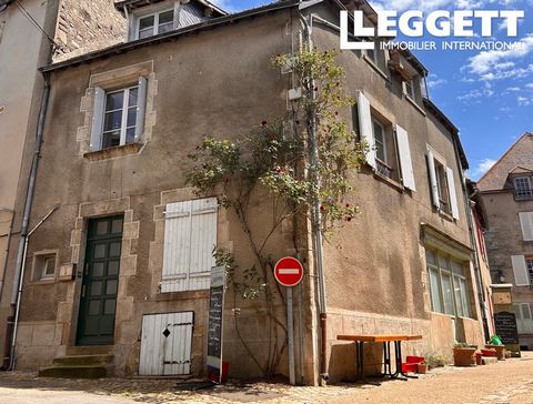 A20962JNH36 - If you want to invest in one of the most magnificent ‘Plus Beau Villages’ in France, this could be your property. Set in the heart of the ancient heart of this incredible medieval village, the area has an up-and-coming Arty vibe. You ca...