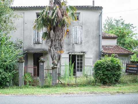 EXCLUSIVITE !!! Sur la commune de LAUGNAC, beaucoup de potentiel après une rénovation complète de cette maison familiale de 180 m2 habitable : toiture, isolation, menuiserie, électricité, chauffage, cuisine, sanitaire … Le rez de chaussée est composé...