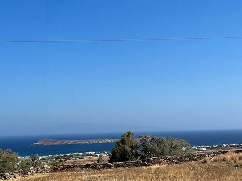 Grün und voller natürlicher Schönheit, bietet dieses Grundstück in der Gegend von Golden Beach auf der schönen Insel Paros eine einzigartige Gelegenheit zur Entwicklung in einer der begehrtesten Lagen der Kykladen. Auf einer Fläche von 26000 Quadratm...