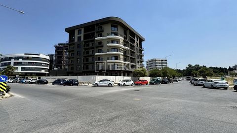 Appartementen in een ontwikkelingsgebied dichtbij Bostanlı en Mavişehir in İzmir De appartementen zijn gelegen in de wijk Çiğli van İzmir, dicht bij de regio Mavişehir. Çiğli is een geschikte regio voor investeringen, omdat het de ontwikkelingsregio ...