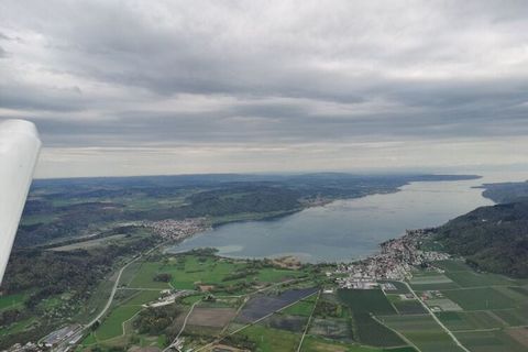 Ciesz się wakacjami nad Jeziorem Bodeńskim w naszym pięknym apartamencie wakacyjnym w doskonałej lokalizacji z wieloma opcjami w Sipplingen.