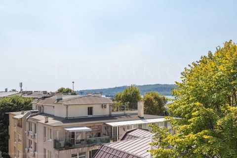 LUXIMMO FINEST ESTATES: ... We present a remarkable two-bedroom property with sea views for sale in the heart of Varna - Varna district. 'Greek neighborhood', in the area of the Roman Baths. Excellent location with access to all amenities - meters fr...