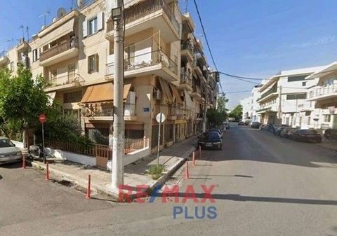 Piraeus, kaminia, Plot For Sale, 1.172 sq.m., Frontage (m): 19,41, Features: For development, Fenced, For Investment, Price: 1.400.000€. REMAX PLUS, Tel: ... , email: ...