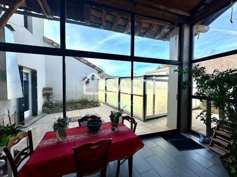 In the charming village of Villeneuve d'Olmes, close to the mountains and the town of Lavelanet, offering all amenities, come and discover this tastefully renovated house, offering comfortable living thanks to recent installations of air/water heat p...