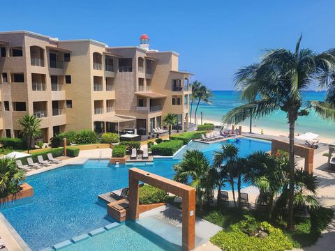 ¡El Faro Condominio de 2 Dormitorios en Venta! Vista al mar viviendo en el corazón de Playa Del Carmen. Totalmente amueblada y equipada.