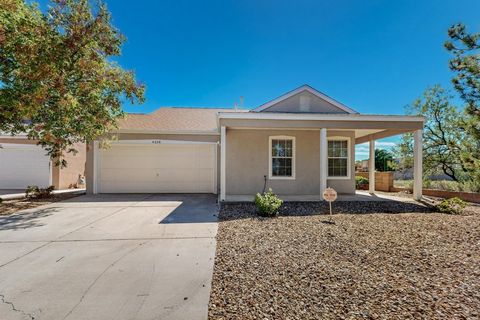 Gorgeous 3 bedroom, 2 full bath, 2 car garage home on a corner lot! Only $315,000 and 1088 square feet. Fantastic location, close to Restaurants and two parks in the community. Your move in ready home has new water resistant laminate floors throughou...