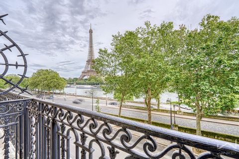 RARE - Vue Imprenable sur la Tour Eiffel et la Seine Linda WU de Winkey Immobilier vous présente en exclusivité cet exceptionnel appartement de 250 m2, situé au 2ème étage d’un immeuble haussmannien de prestige, dans le très recherché 16ème arrondiss...