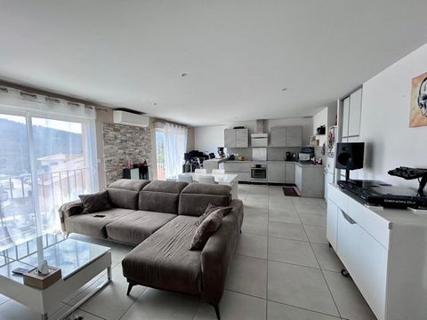 A VENDRE : T3 et studio indépendant Sainte-Maxime (83120)