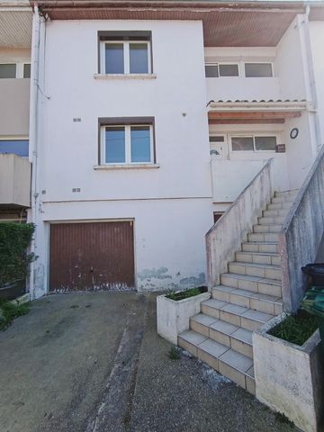 Maison de ville avec jardin et garage