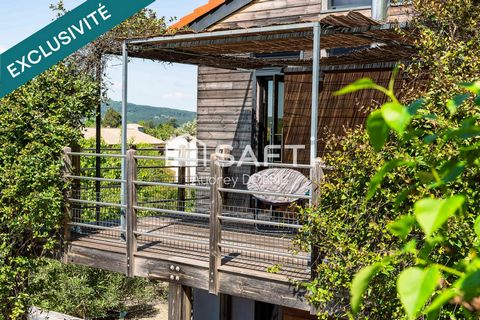 07140 Les Vans : Villa d`architecte avec Piscine
