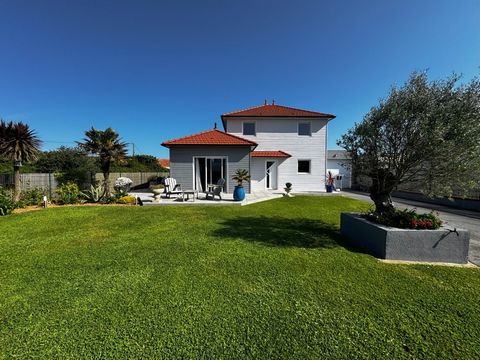 Très belle maison de 2013 dans Guissény