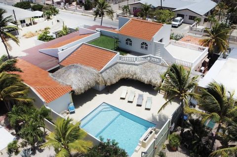 Ontdek Beach Walk Apartments, een zeldzame en elegante investeringsmogelijkheid die perfect gelegen is in Salinja Cerca, een van de meest gewilde boetiekbuurten van Aruba. Op een steenworp afstand van het zachte zand en het kristalheldere water tusse...