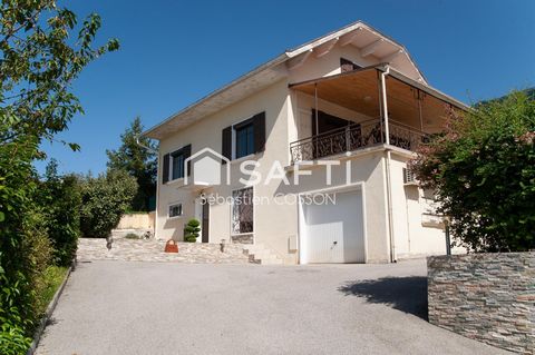 Maison individuelle 6 pièces 173 m² terrain 607 m²