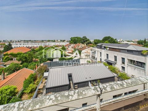 T1 bis avec une grande terrasse et place de parking.