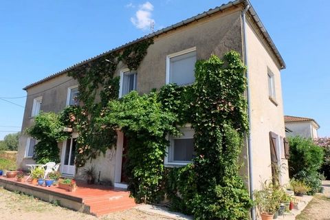 #In the calm of the countryside yet only a short drive to town with shops and supermarkets etc and a train station linking to Bordeaux/ Toulouse. The main house is centraly heated and has five good sized bedrooms so is ideal for a larger family. Ther...
