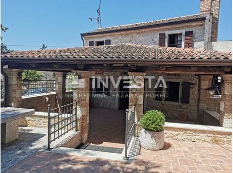 A stone house is for sale near Vrsar, which extends over two floors, ground floor and first floor, and has a total area of approx. 130 m2. The house was previously used for catering purposes and, with minimal investment, it can be converted into livi...