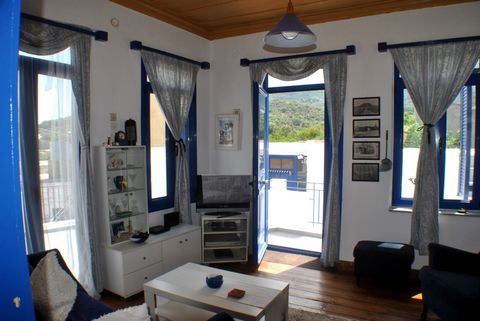 A well presented renovated traditional house in the unspoiled village of Latsida, East Crete. The house offers versatile and comfortable accommodation on 2 levels and includes an adjoining small independent guest annex. The house comprises on the gro...
