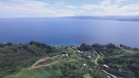 Ontsnap naar sereniteit en omarm de ultieme tropische levensstijl met deze prachtige FREEHOLD-woning genesteld in het hart van Fiji's 