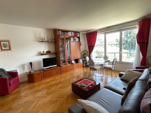 Dpt Hauts de Seine (92), à vendre ISSY LES MOULINEAUX appartement T4