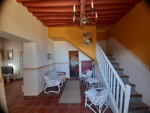 Corporación Inmobiliaria Vera-Mojácar, Sell this fantastic Country House in the Rural area of the Town of Mojacar, located in one of the best areas. It has a fantastic orientation to the East, being in an area with a quiet and pleasant atmosphere and...