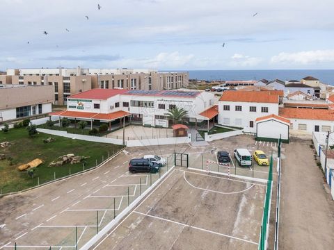 School building for sale in Peniche, more specifically in the area of Remédios. There are two excellent opportunities to acquire this venture. Continuing the project in force related to training and vocational education that is in operation and that ...