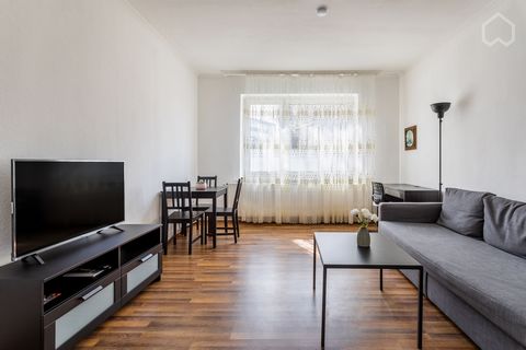 The best selection in Hanover This nicely furnished 2-room apartment in the center of Hanover offers free WiFi and smart TV. The apartment was newly renovated and furnished. The Hanover central railway station is only 10 walking minutes away. This lo...