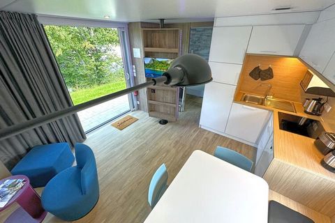 Welkom in het nieuwe vakantiedorp Seeblick in het Opper-Palts Woud. Breng een ontspannende vakantie door in dit tiny chalet direct aan het meer van Eixendorf. Het kleine en idyllische vakantiedorp is rustig gelegen direct aan het meer. In totaal zijn...