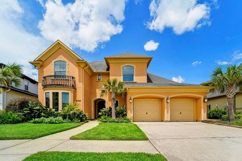 Welcome to your dream Mediterranean retreat in the coveted Lake Cove gated community! This exquisite canal home is brimming with luxurious features that promise an unmatched lifestyle. Step through the inviting entry into a world of elegance where ti...