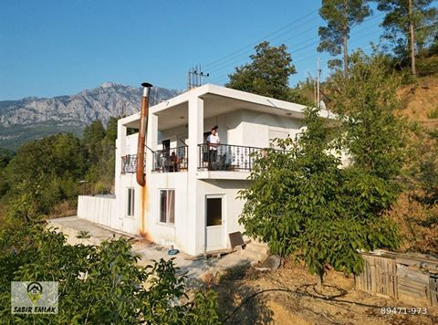 Maison individuelle et verger au bord du ruisseau à vendre à Sapadere, Alanya - *Caractéristiques du terrain :* - Il dispose d’un jardin de 3 528 m² - Que vous viviez comme une maison individuelle ou que vous fassiez une aire de pique-- Possibilité d...