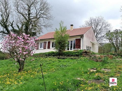 (95420) Wy Dit Joli Village, maison T3, 2 chambres, 73m2, sur sous-sol total, jardin entièrement clos 2310 m2, garage double dans un environnement préservé. Dans un charmant village historique du Parc Naturel du Vexin, avec écoles sur place et proche...