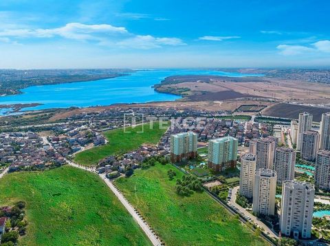 Propiedades con vista al lago en un complejo con seguridad en Estambul Avcılar Las propiedades con vista al lago Küçükçekmece están ubicadas en una ubicación ventajosa frente al lago Küçükçekmece en Avcılar, Estambul. Las ... están a 1,5 km del lago ...