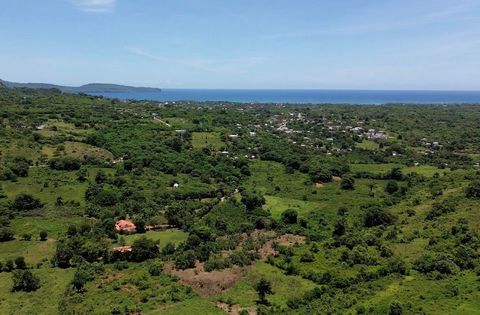 Las Galeras - Samaná Vicinanza alle spiagge: Con più di 10 spiagge nelle vicinanze, tra cui 7 delle più belle e incontaminate della Repubblica Dominicana, dove si tengono escursioni giornaliere. Spiaggia di Las Galeras: A soli 5 minuti Cayo Levantado...