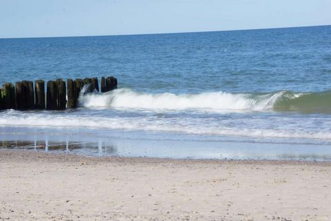 An intimate, family recreation center. You can count on peace and quiet here. The resort has only 7 holiday cottages, and the character of the town itself favors a blissful holiday. There is plenty of space for children's games and fun in the fenced ...