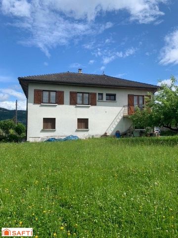 A vendre belle maison avec terrain de 1086 m2