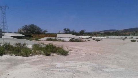 NO COBRAMOS COMISIÓN DE INTERMEDIACIÓN AL COMPRADOR Excelente oportunidad de adquirir esta propiedad ubicada en esta localidad. En una zona inmejorable muy bien comunicada por carretera, lo que facilita los desplazamientos a distintos puntos de la re...