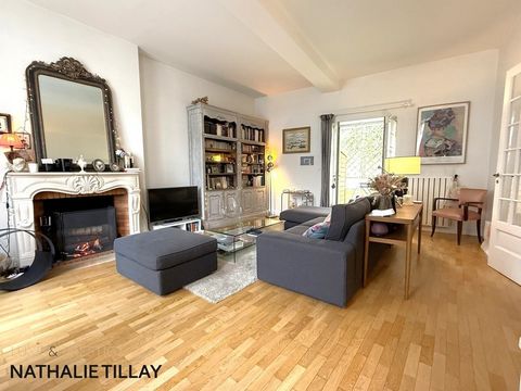 Orleans centre, a vendre, superbe maison de ville de 150 m², cour intérieure, Proche Loire et Quartier recouvrance, stationnement inclus