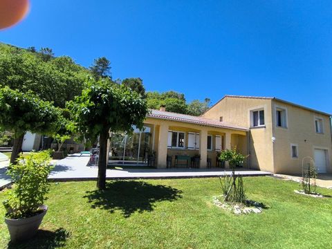 VILLA DE PRESTIGE