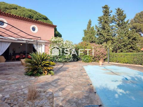 VILLA AVEC PISCINE PROCHE CENTRE VILLE AVEC GRAND TERRAIN