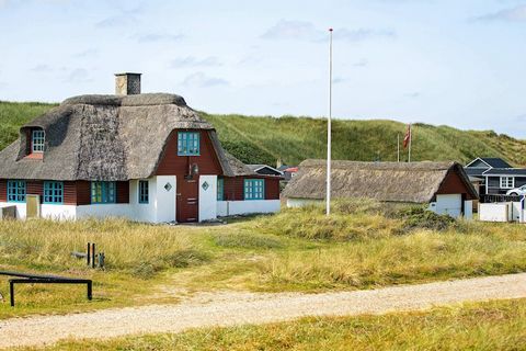 Holiday cottage in several departments with a thatched roof and the same cabinets from when the house was built. Along with the the exposed beams in the house it will make your stay a unique experience. The house is on two levels with one bedroom on ...