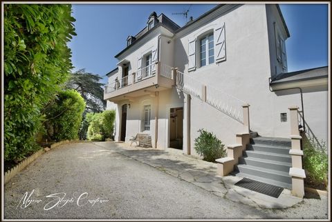 Maison à vendre 8 pièces (46) de 200 m2 environ, centre-ville à pied