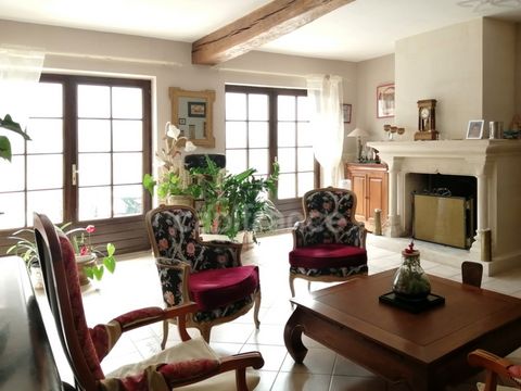 Noyers-sur-Cher (Loir-et-Cher), à vendre LONGERE FAMILIALE 7 pièces de 180 m²