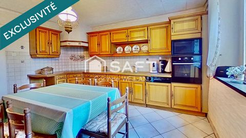 Jolie maison de village, 162 m2 + annexe de 60 m2, 3 chambres + bureau, garage, terrain de près de 10 ares