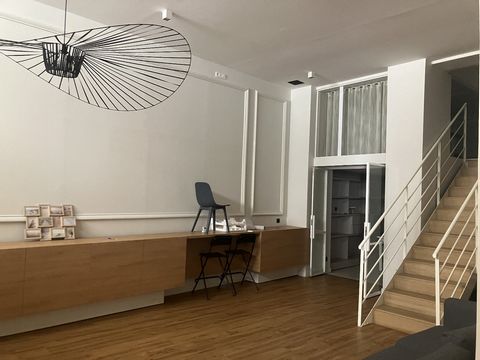 Local commercial 91 m² à Louer Lyon 6